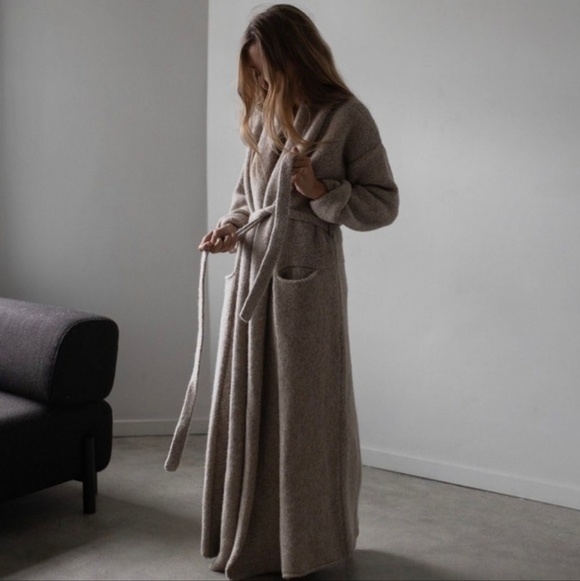 Lunya Cozy Tan Robe - Picture 1 of 9